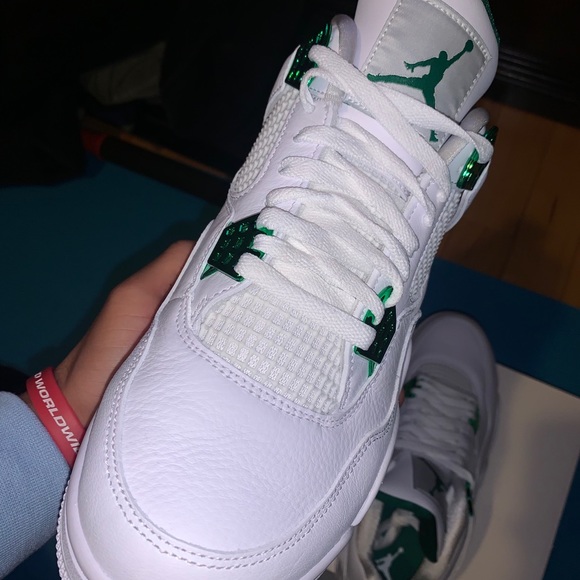 Jordan 4 metallic green - Picture 4 of 7